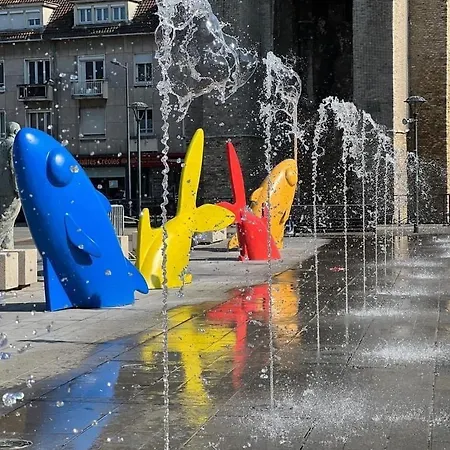 Apartment Vue Sur Classe 3 Etoiles, Calais